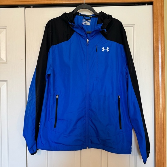 Under Armour Storm Lightweight Hooded Running Jacket - Picture 1 of 7